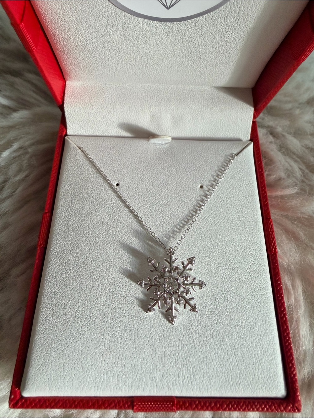 Silver Snowflake Pendant Necklace - Women Jewelry
